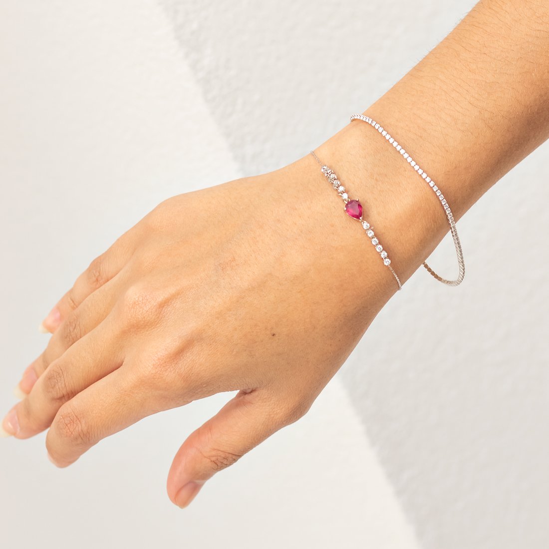 Pulseira Regulável Gota Rubi e Diamantes